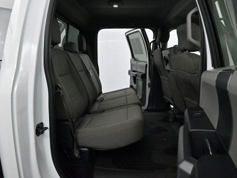 Used 2015 Ford F150 XLT w/ Equipment Group 302A Luxury AWD/4WD image 31