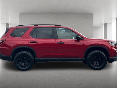 Used 2025 Honda Pilot TrailSport