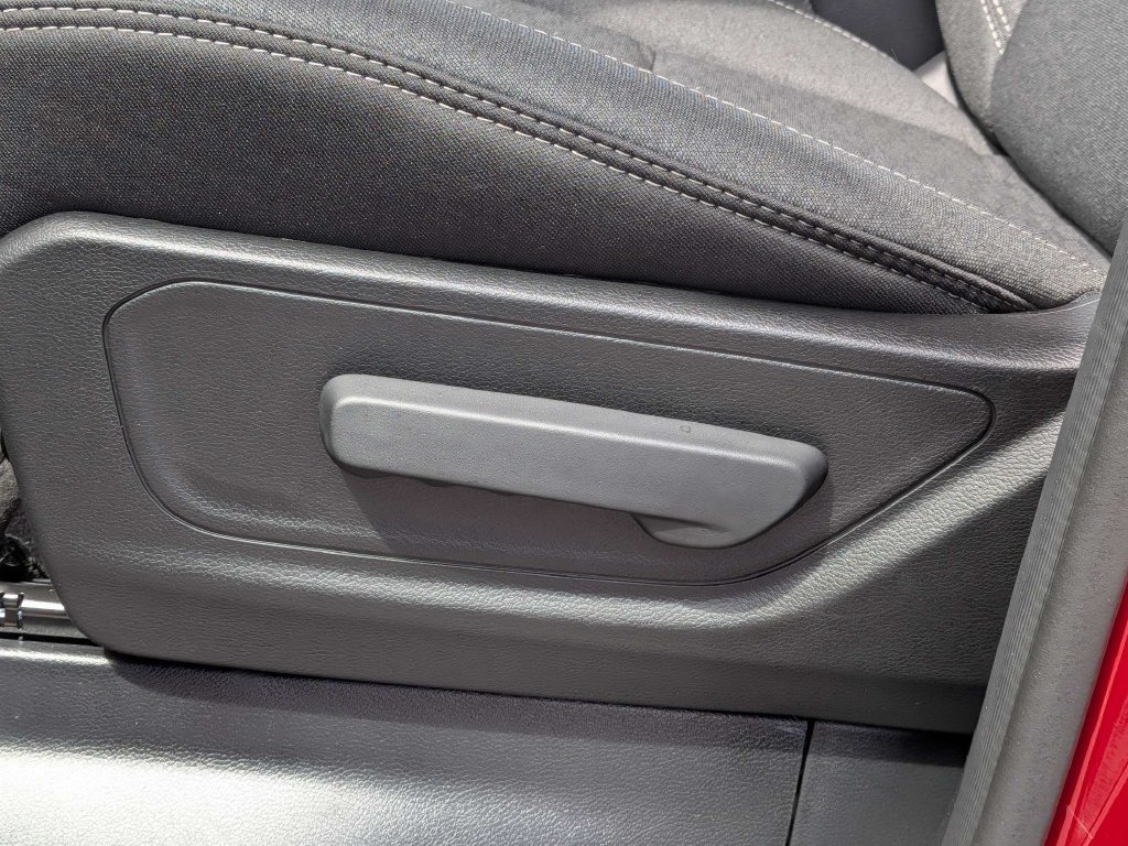 New 2026 RAM 1500 2WD Crew Cab image 17