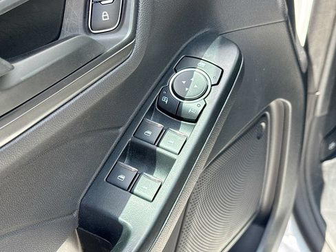 Used 2025 Ford Escape Active FWD image 17