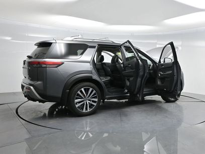Used 2022 Nissan Pathfinder Platinum w/ Cargo Package