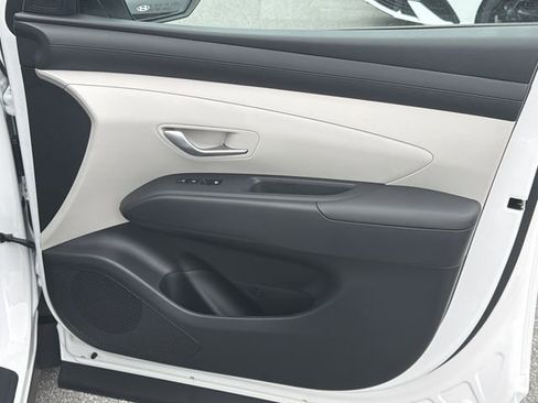 New 2026 Hyundai Tucson SEL image 14