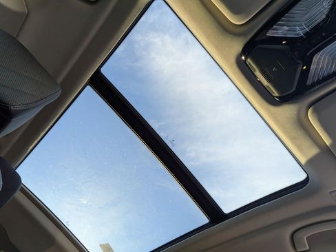 Used 2025 BMW X7 xDrive40i w/ Premium Package image 20