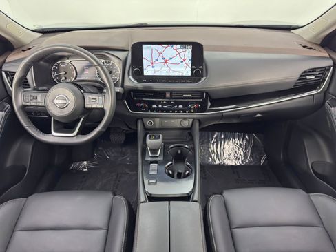 Used 2023 Nissan Rogue SL w/ SL Premium Package image 12