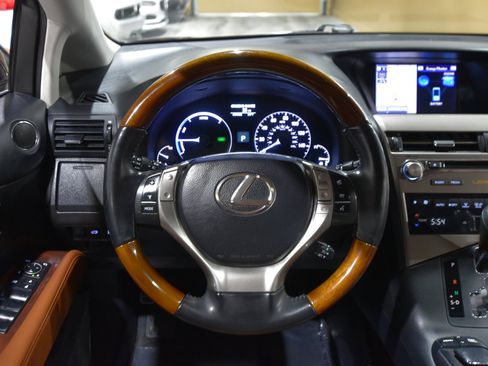 Used 2013 Lexus RX 450h AWD image 18