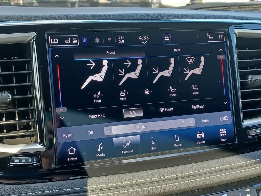 New 2027 Chrysler Pacifica Limited AWD/4WD image 19