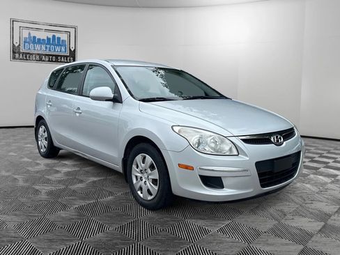Used 2011 Hyundai Elantra GLS image 4