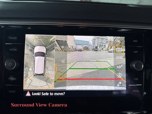 Used 2018 Volkswagen Atlas SEL Premium image 23