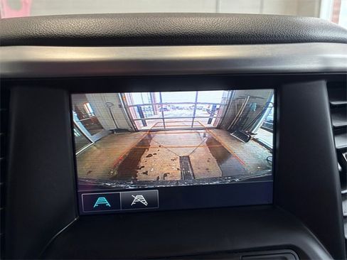 Used 2019 GMC Acadia SLE w/ LPO, Floor Liner Package image 17