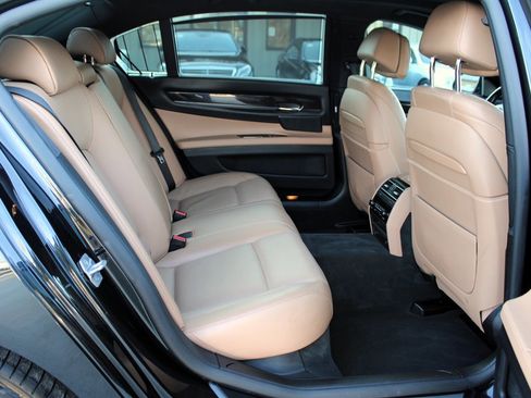 Used 2014 BMW 750Li 750Li image 19