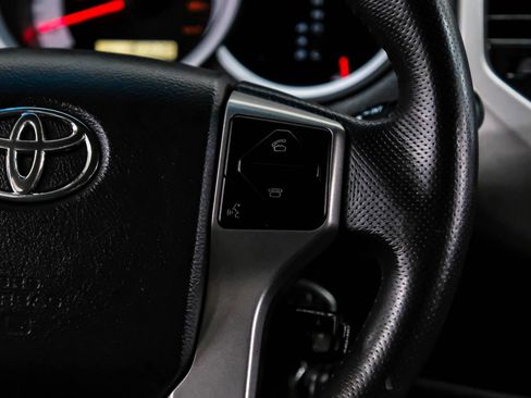 Used 2015 Toyota Tacoma PreRunner w/ TRD Sport Package image 17