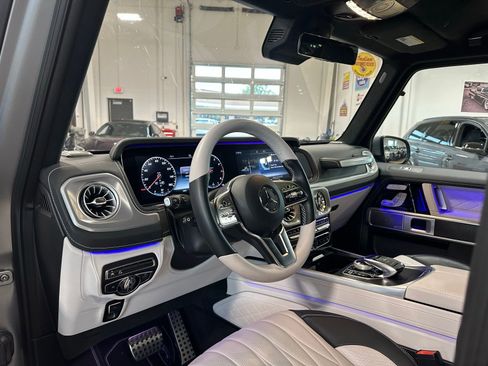 Used 2023 Mercedes-Benz G 550 image 15