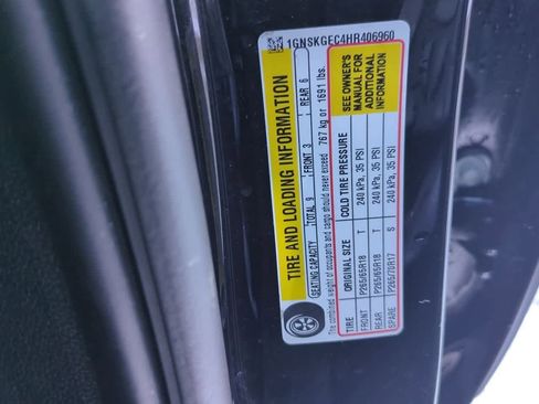 Used 2017 Chevrolet Suburban LS image 35