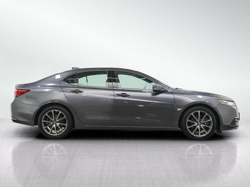 Used 2017 Acura TLX w/ Technology Package FWD image 6