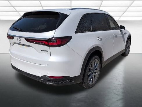 Used 2026 MAZDA CX-90 3.3 Turbo w/ Preferred Package AWD/4WD image 4