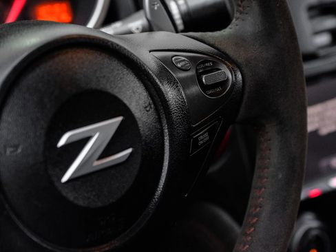 Used 2020 Nissan 370Z Coupe image 20