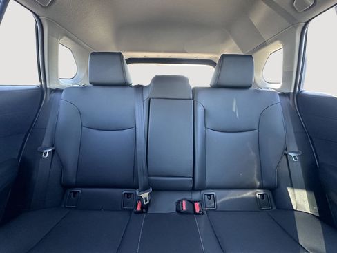 Certified 2024 Toyota Corolla Cross XLE image 33