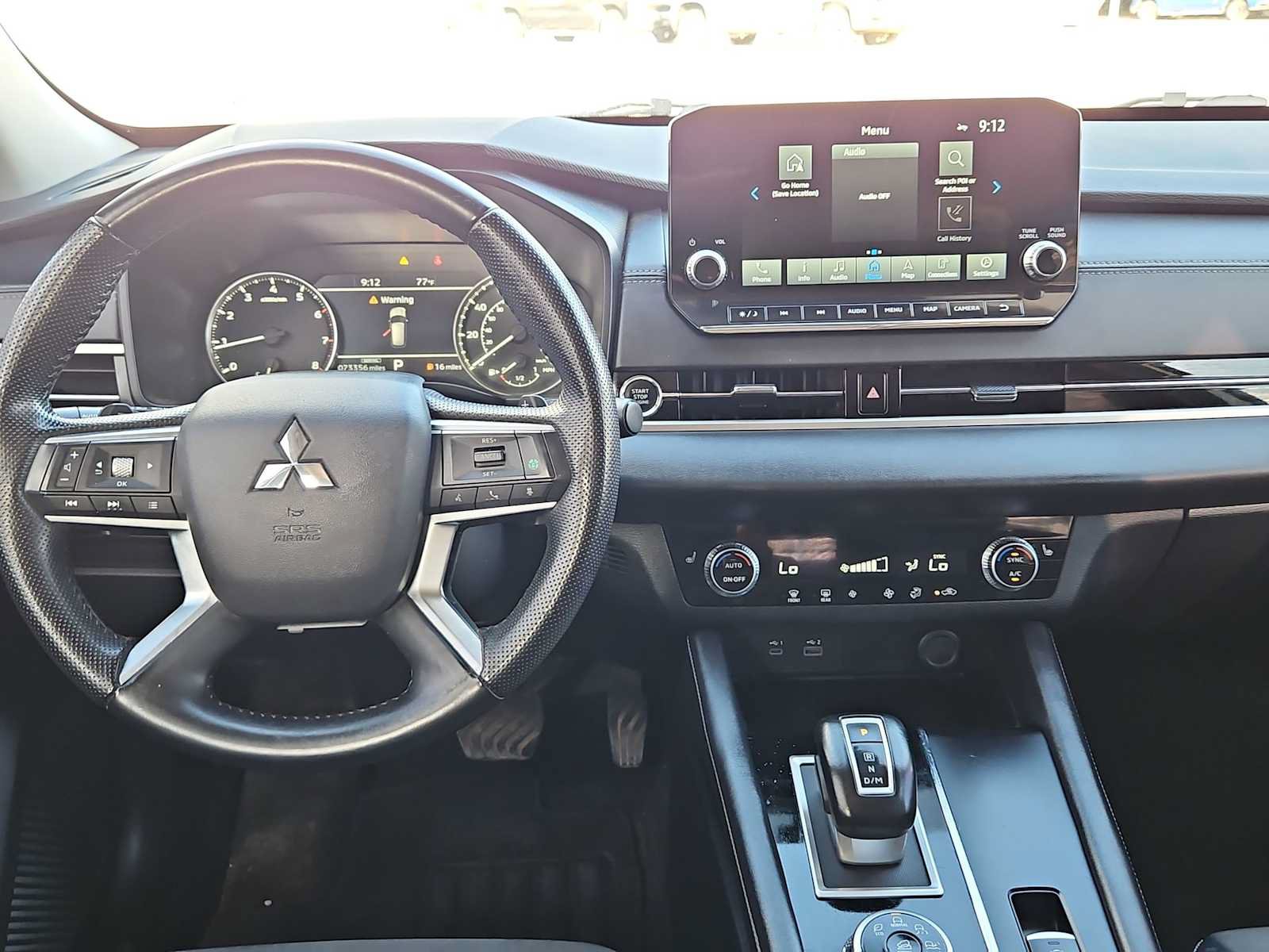 Used 2023 Mitsubishi Outlander SE FWD image 14