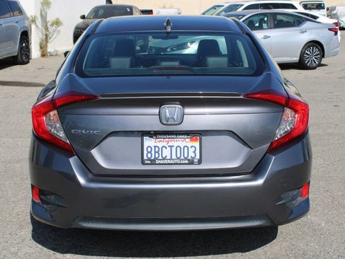 Used 2017 Honda Civic EX-L image 5
