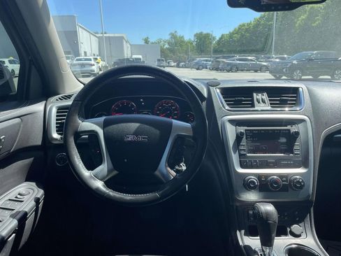 Used 2014 GMC Acadia SLE FWD image 13