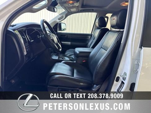 Used 2021 Toyota Sequoia TRD Pro AWD/4WD image 27
