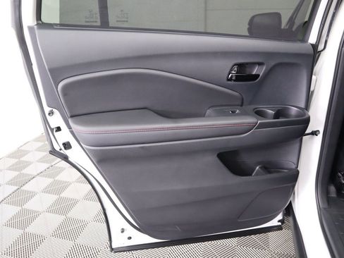 Used 2024 Honda Passport Black Edition image 27