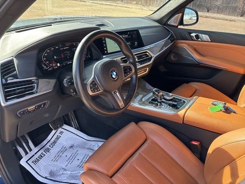 Used 2022 BMW X7 M50i image 12