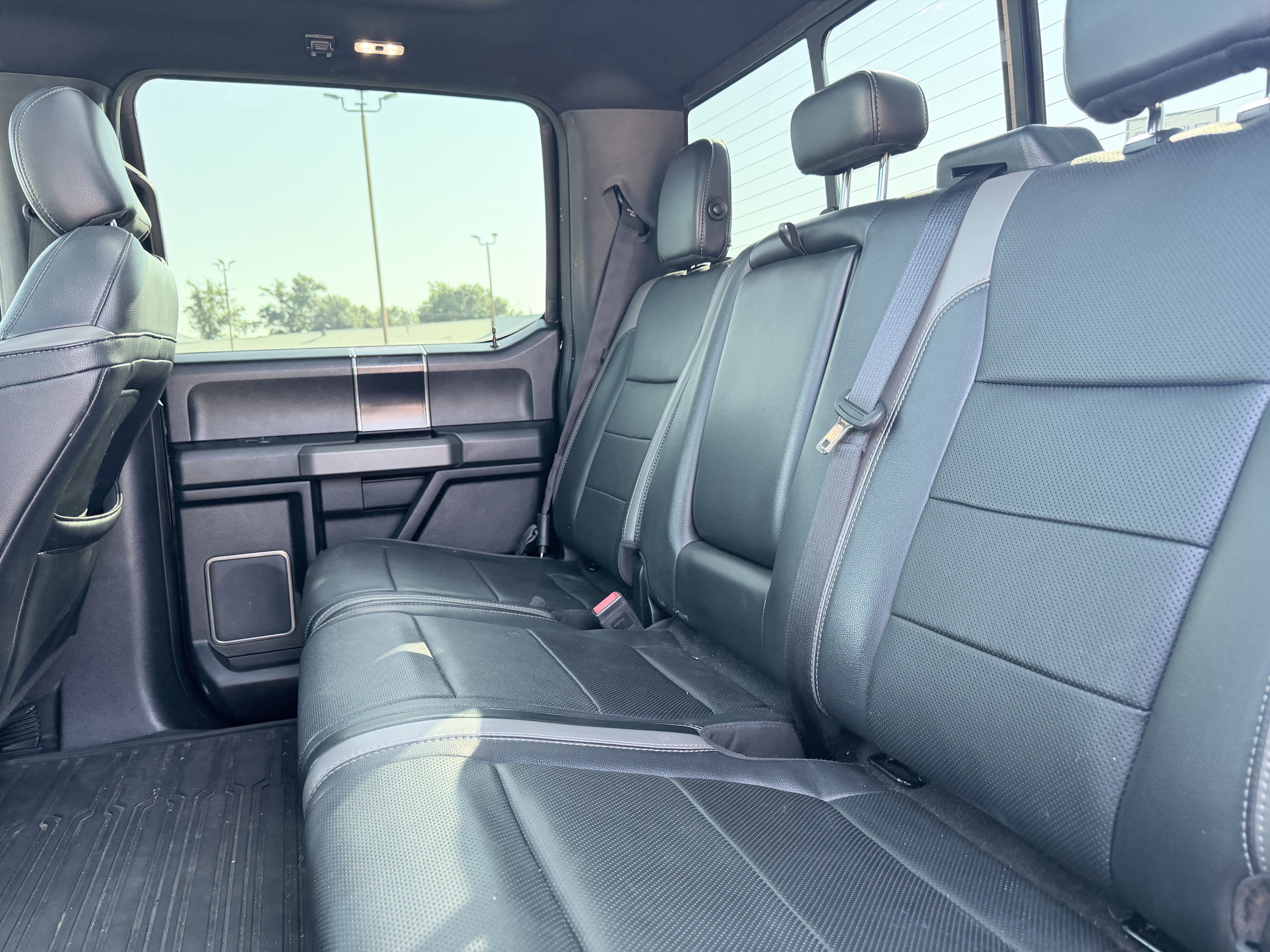 Used 2018 Ford F150 Raptor w/ Equipment Group 802A Luxury AWD/4WD image 6