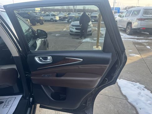 Used 2013 INFINITI JX35 AWD image 17