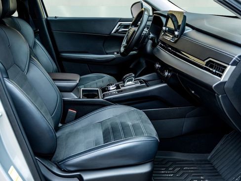 Used 2024 Mitsubishi Outlander SE FWD image 22