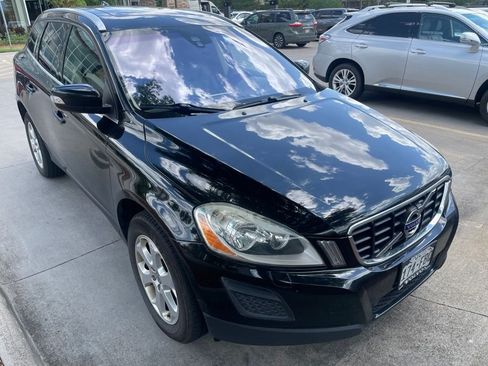 Used 2013 Volvo XC60 3.2 AWD/4WD image 1