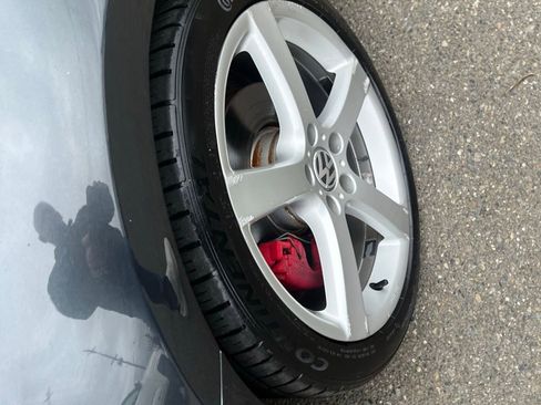 Used 2013 Volkswagen GTI 2-Door image 8