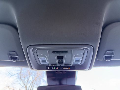 New 2026 GMC Sierra 1500 SLE image 21