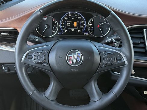 Used 2020 Buick Enclave Avenir image 13