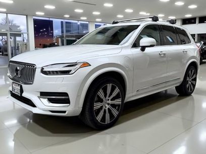 Used 2021 Volvo XC90 T8 Inscription w/ Lounge Package