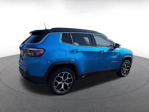 Used 2025 Jeep Compass Limited AWD/4WD image 11