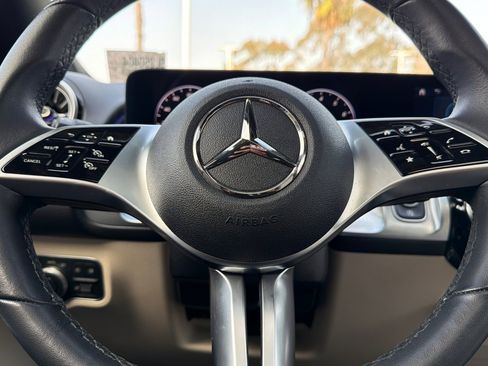 Certified 2025 Mercedes-Benz GLB 250 image 26