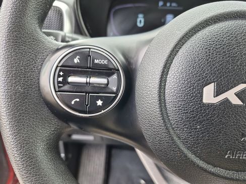 Certified 2023 Kia Soul LX FWD image 20