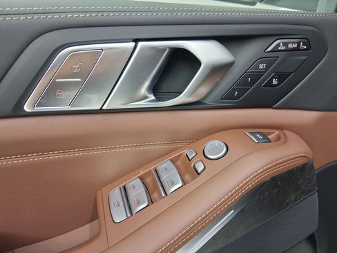 New 2026 BMW X7 xDrive40i image 23