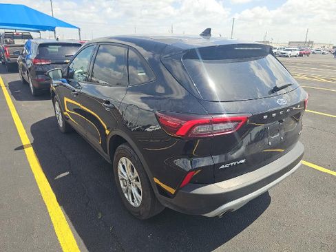 Used 2025 Ford Escape Active AWD/4WD image 7