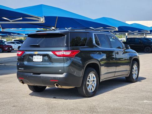 Used 2021 Chevrolet Traverse LT FWD image 5