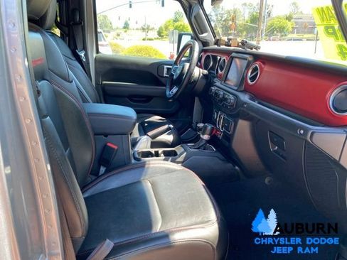 Used 2021 Jeep Gladiator Rubicon AWD/4WD image 15