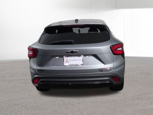 Used 2024 Chevrolet Trax RS w/ Driver Confidence Package image 8