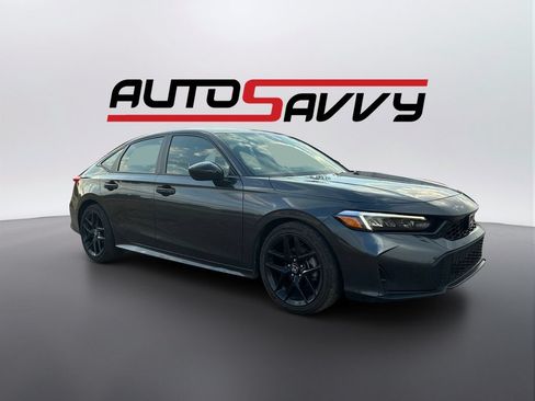 Used 2025 Honda Civic Sport image 3