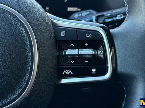 Used 2024 Kia Sorento SX image 29