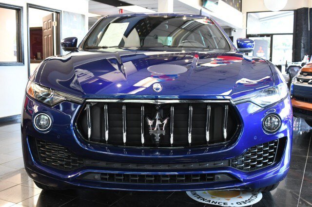 Used 2023 Maserati Levante GT AWD/4WD image 2
