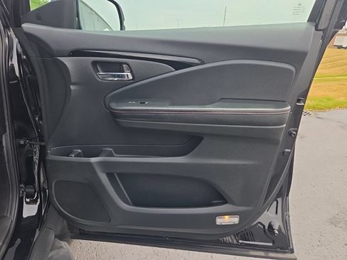 Used 2020 Honda Ridgeline Black Edition image 25