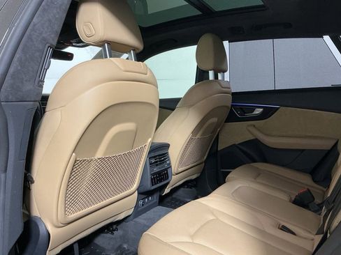 Used 2020 Audi Q8 Prestige image 26