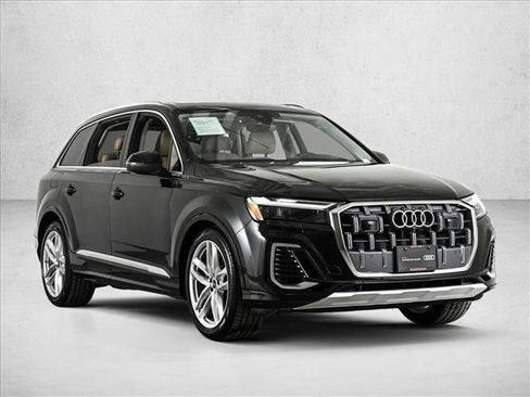 Certified 2025 Audi Q7 3.0T Premium Plus w/ Premium Plus Package image 3