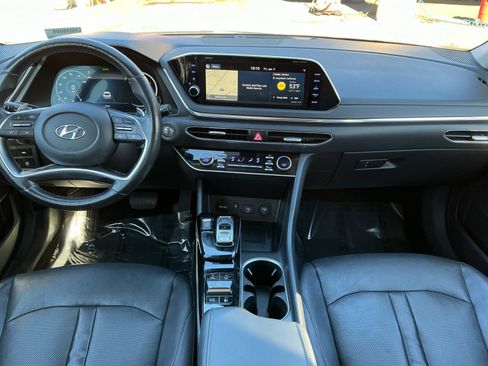Used 2020 Hyundai Sonata Limited w/ Preferred Accessory Package image 15